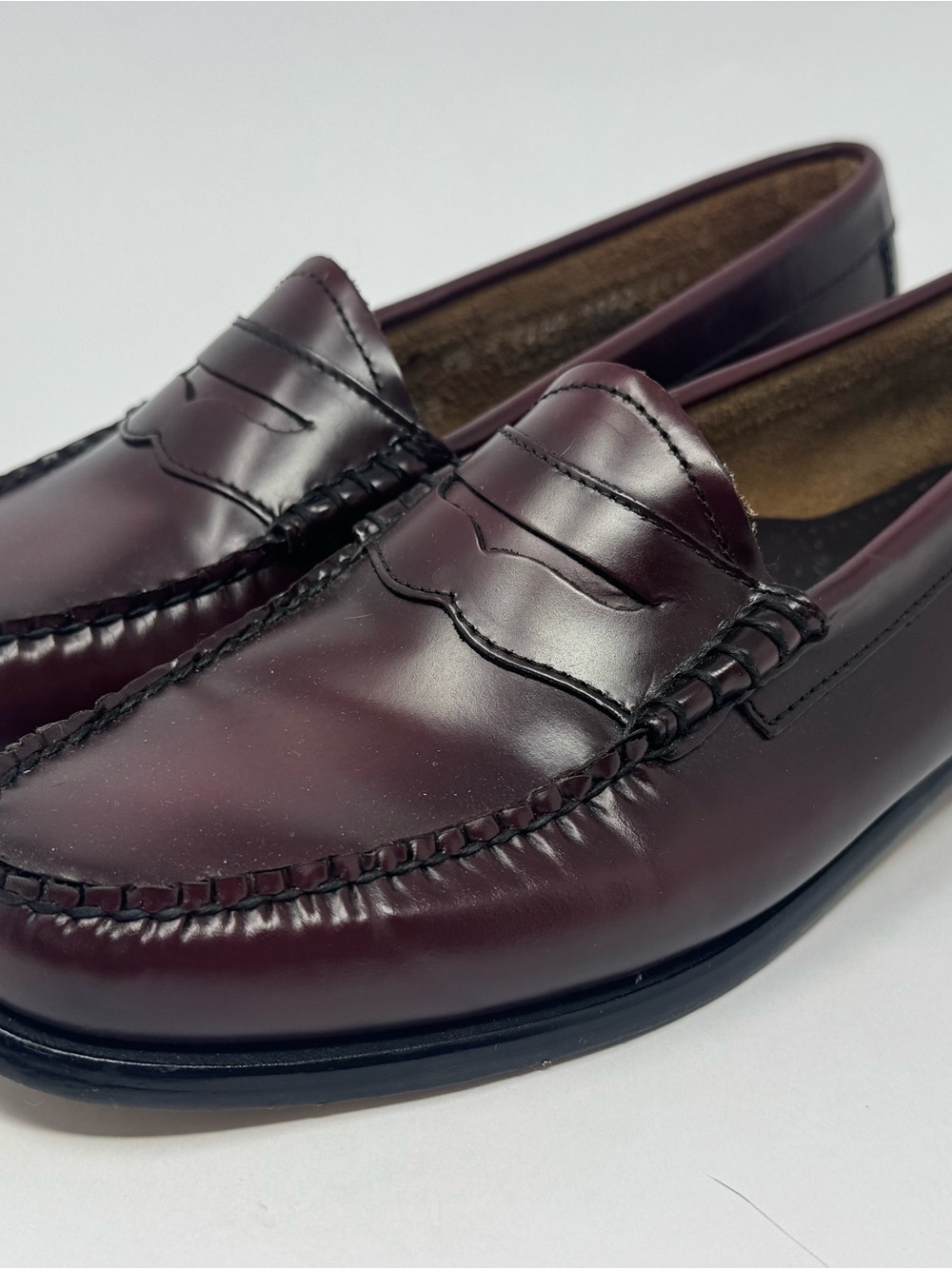G.H. Bass Weejuns Whitney Cordovan Burgundy Leather Penny Loafers Women Size 9.5
